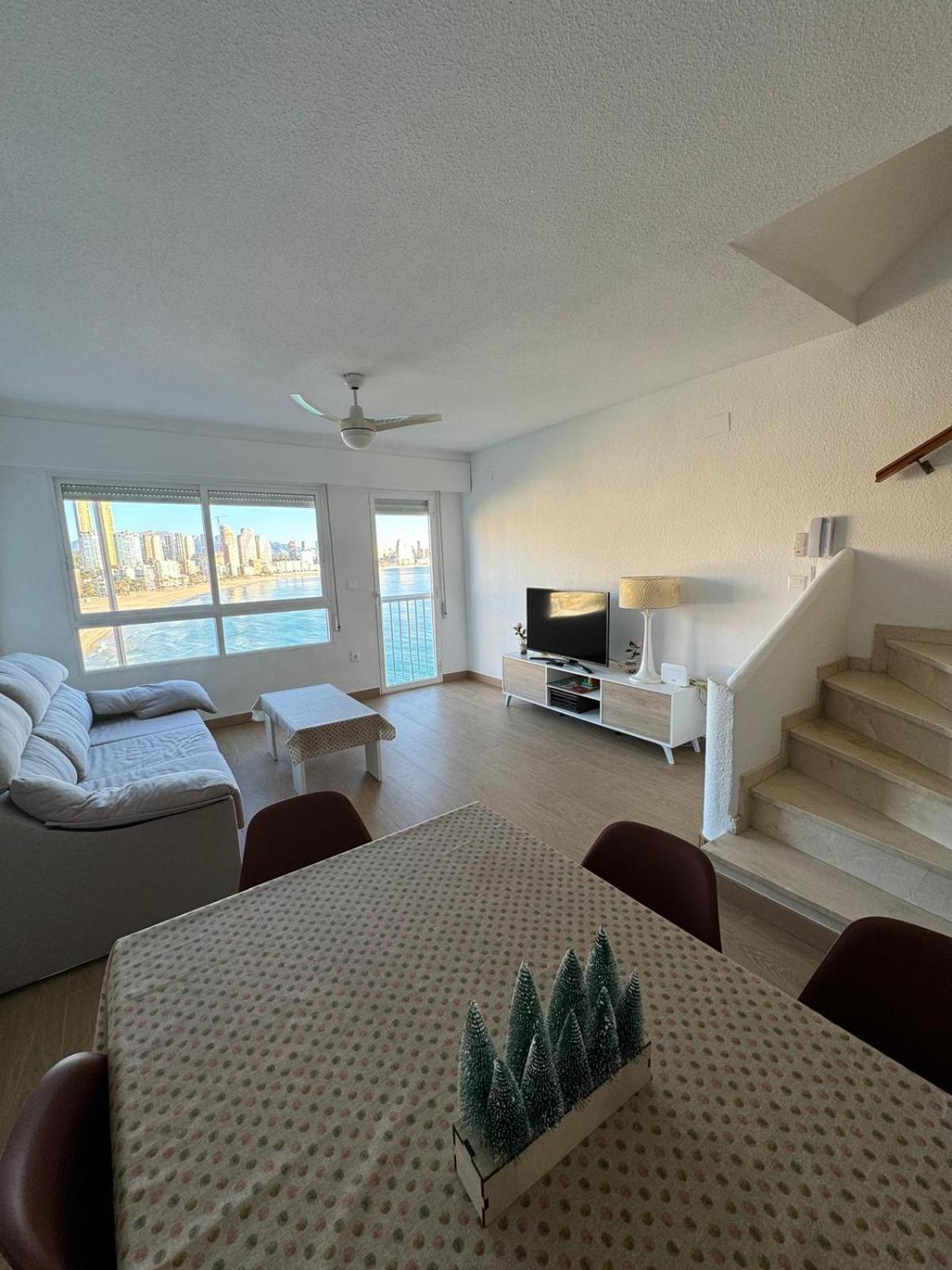 Vila Bonito Triplex Con Increibles Vistas Benidorm Exteriér fotografie
